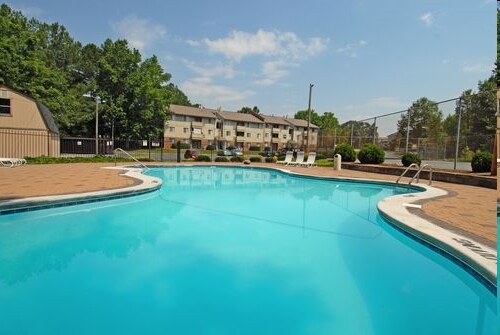 Pool - Woodfield Garden Apartments