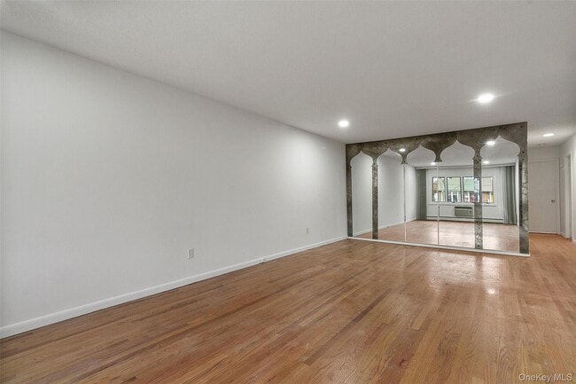 Photo - 6 Regina Pl Unit 1