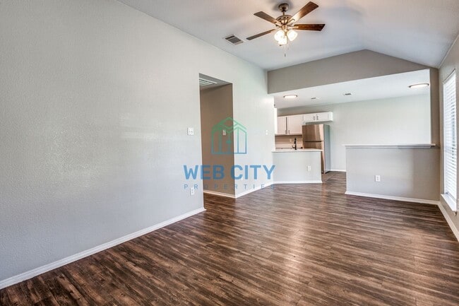 Photo - 6527 Leana Ave