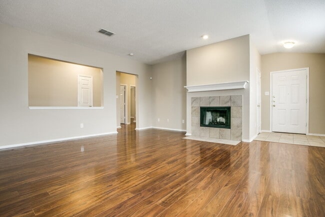 Photo - 2536 Buffalo Run