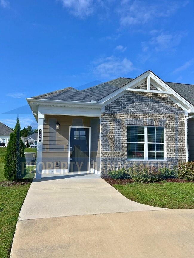 Building Photo - Modern two bedroom townhome!