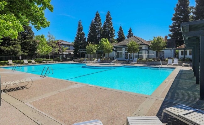 Photo - 5083 Moss Creek Way