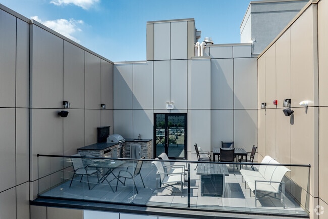 Rooftop Deck - Tetris