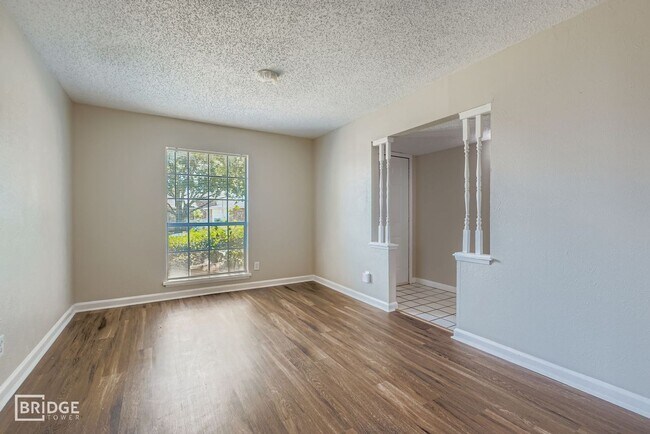 Photo - 9117 Fairmont Cir