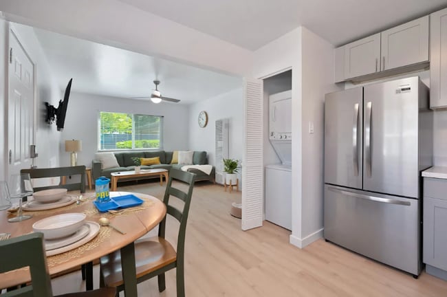 Building Photo - 6431 Benning St