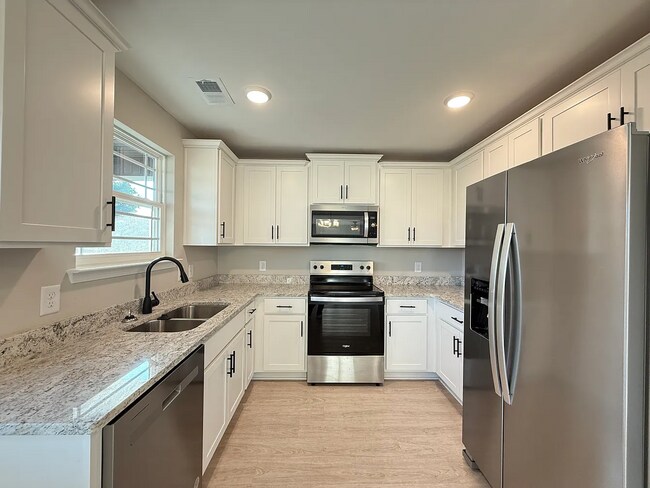 Photo - 3 Bedroom 2.5 Bath House