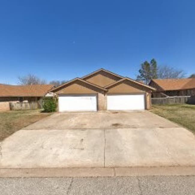 Spacious Duplex Available for Rent - Spacious Duplex Available for Rent Rental
