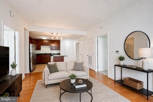155 Potomac Passage