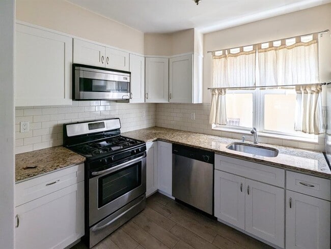 Photo - 1678 Bay Ridge Ave Unit 2