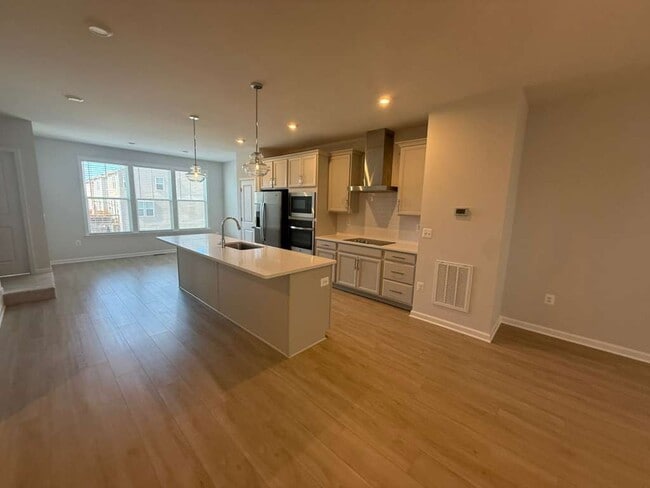 Photo - 8843 Foxway Rdg Ln