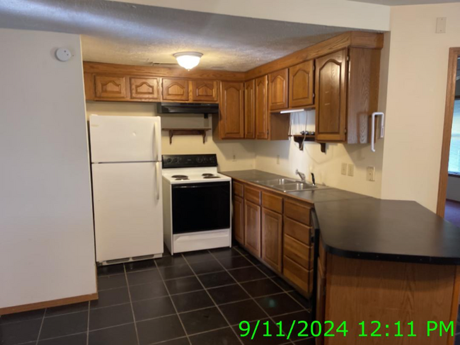 Building Photo - 1811 Central Blvd Rental