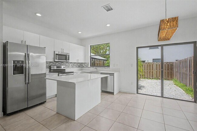 Photo - 13250 SW 285th St