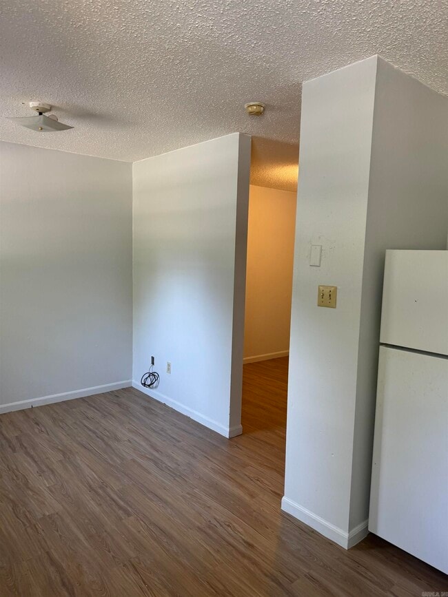 Photo - 1600 N Lane St