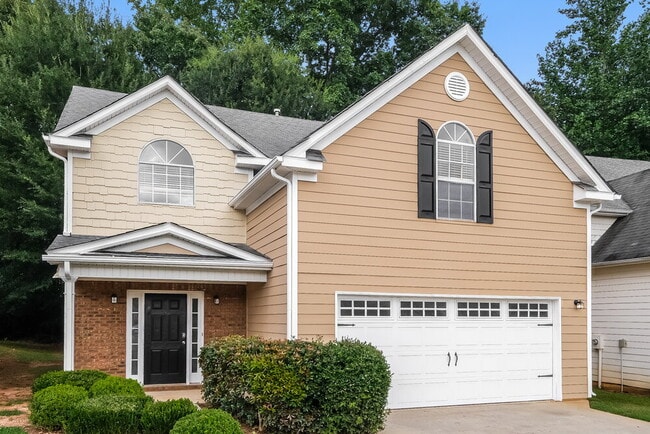 Photo - 45 Churchill Park Dr