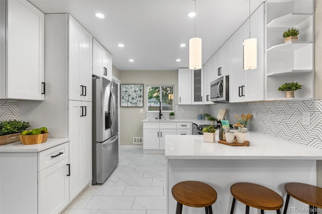 Photo - 10821 Larry Dr