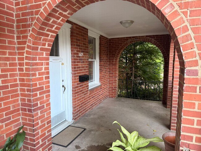 Photo - 1609-1609 Hollywood Dr Unit 1609 (downstairs)