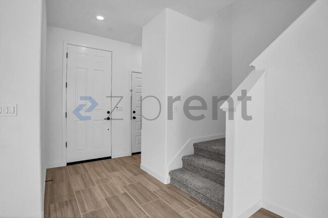 Photo - Unit