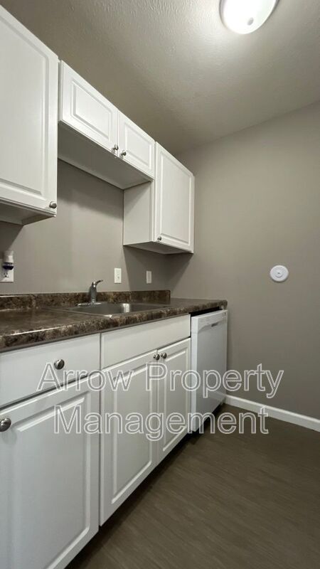 Photo - 1111 E Street Unidad 5