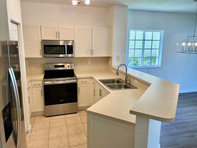 Photo - 5119 SE Mariner Garden Cir