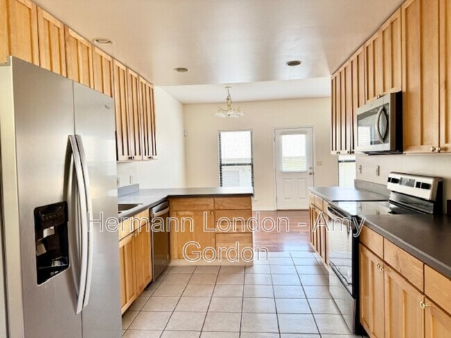 Photo - 4159 McPherson Ave