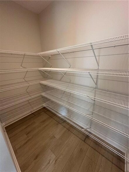 Photo - 352 Skylar Ct SE