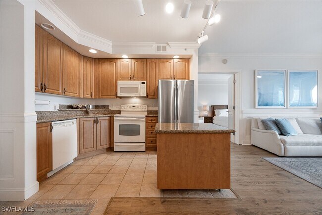 Photo - 2825 Palm Beach Blvd Unidad 618 Rental
