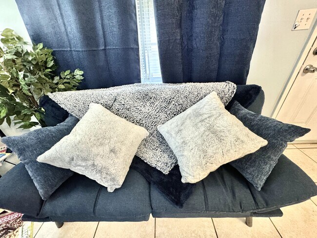 Photo - Rebecca Unit A