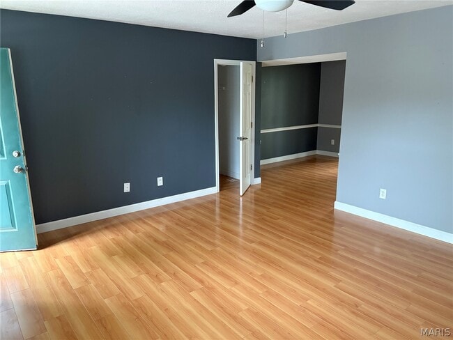 Photo - 1520 E Swan Cir
