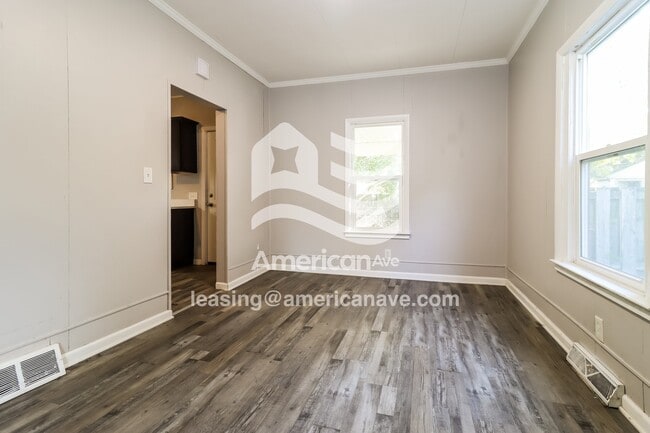 Photo - 617 Nicholas St