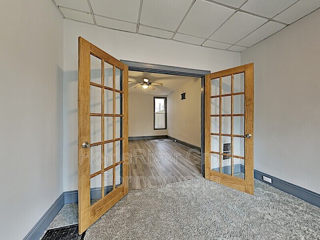 Photo - 2720 Jefferson St