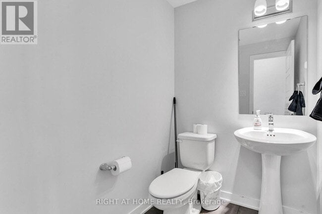 Photo - 67 Kindred Row