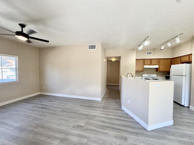 DOWNSTAIRS CONDO | GATED COMMUNITY | CENTENNIAL HILLS | UPDATED 3 BEDROOM