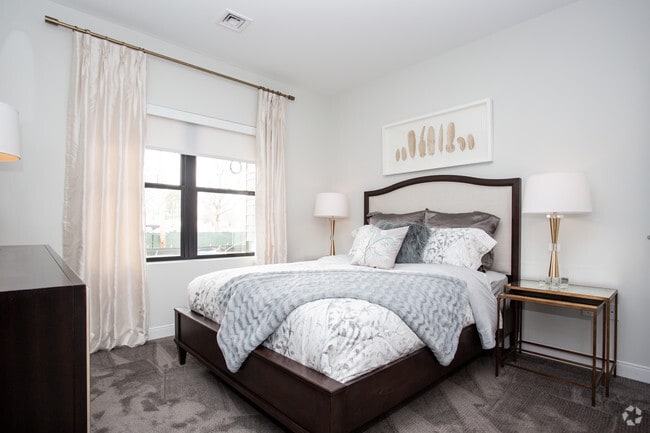 2BR, 2BA - Master Bedroom