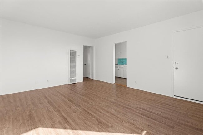 Building Photo - 2638 4th St