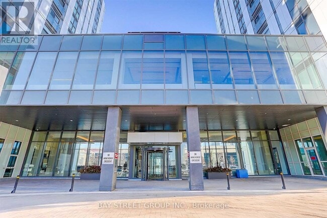 Photo - 38 Honeycrisp Cres Unit 2108