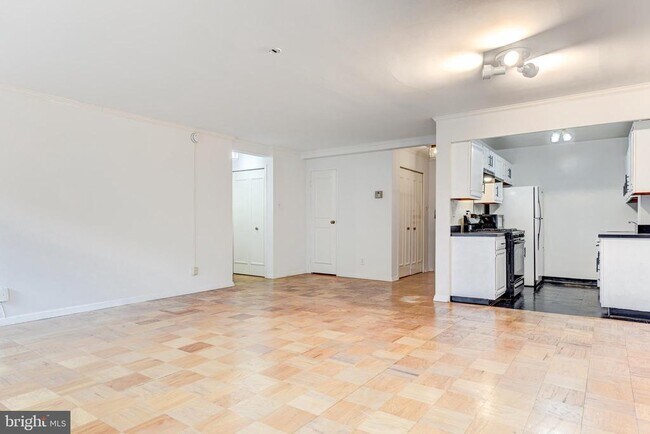 Photo - 1601 18th St NW Unidad 616
