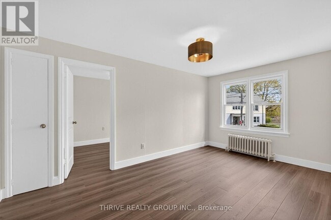 Photo - 245 Maitland St