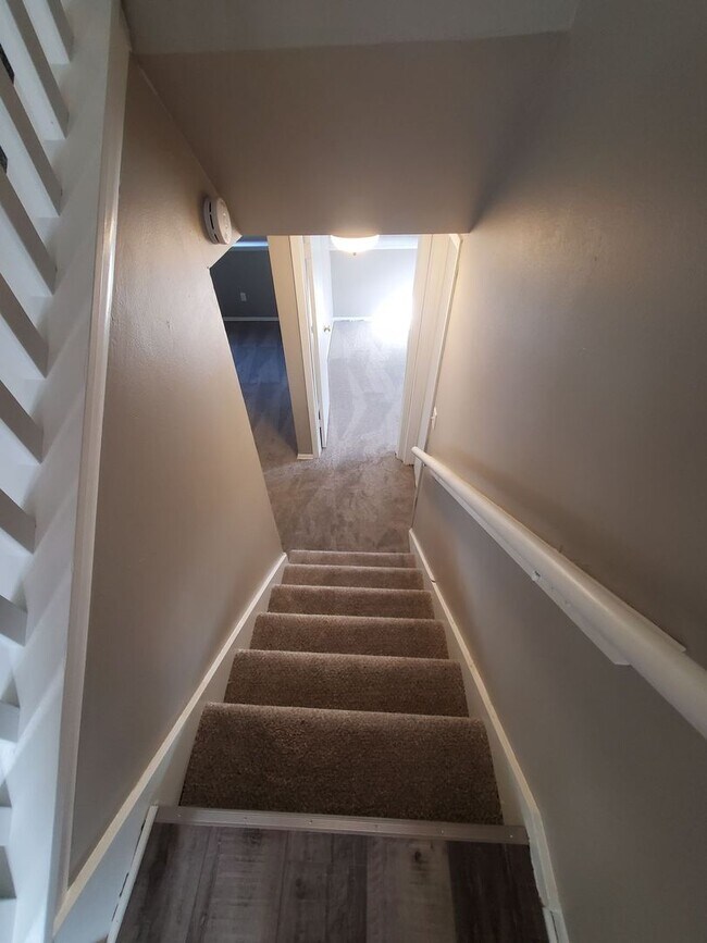 Photo - 9118-9120 N Joyce Ave. (Duplex) Unit 9118