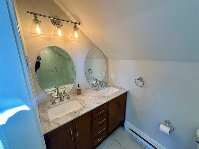 Photo - 8 Osborne St Unit 3