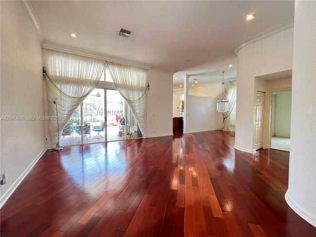 4324 NW 65th Ter