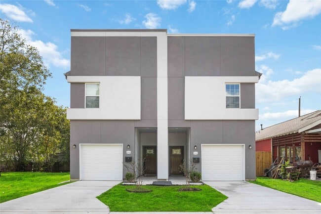 Building Photo - 4406 Sterling St Unit A