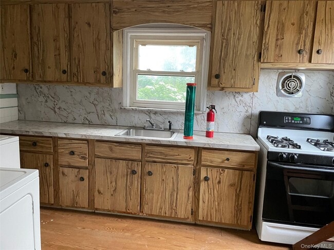 Photo - 49 Central Ave Unit 2nd Fl