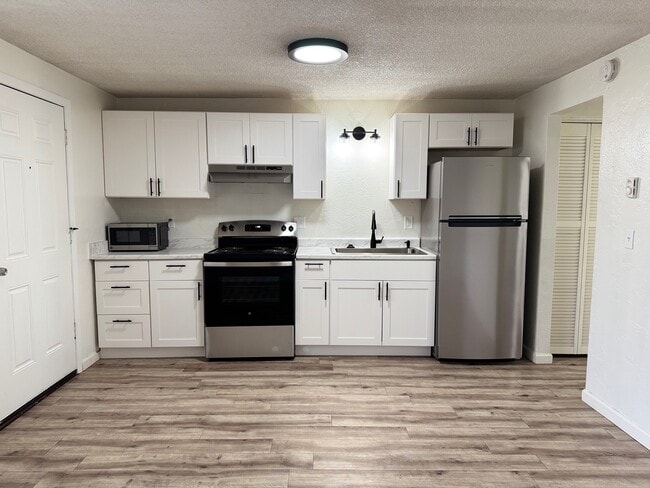 Photo - Gateway Village