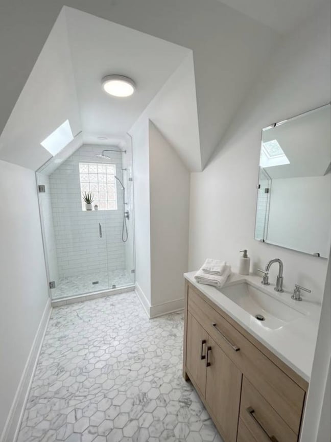 2529 Pleasant Ave Unit 2 - 4 Bed 2 Bath
