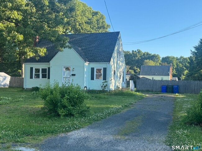Photo - 482 Ash Dr
