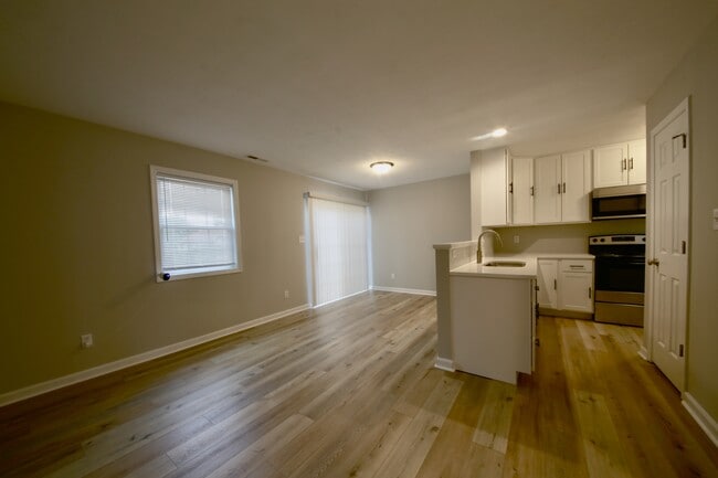 Photo - 2813 S Walnut St