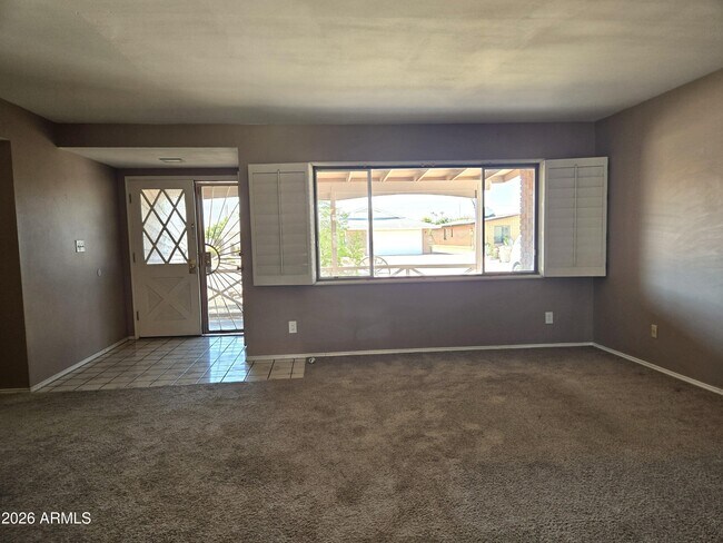 4330 W Royal Palm Rd