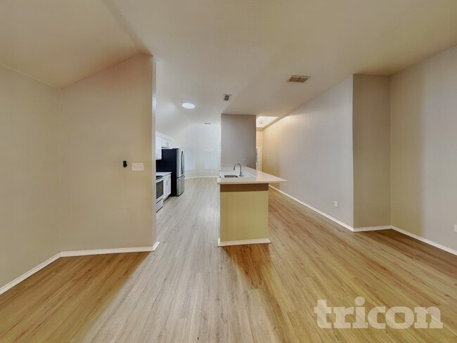 Photo - 1658 Wildflower Dr