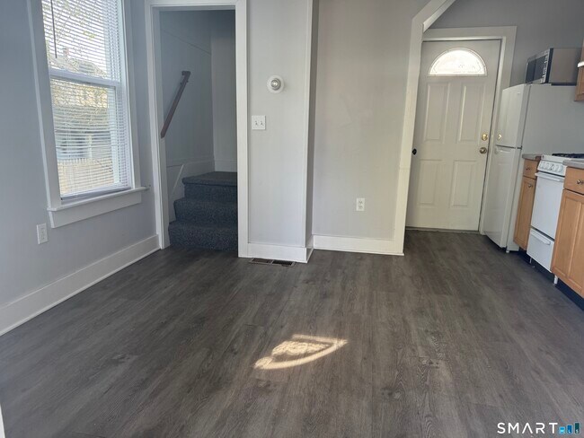 Photo - 210 Prospect Ave Unidad 4