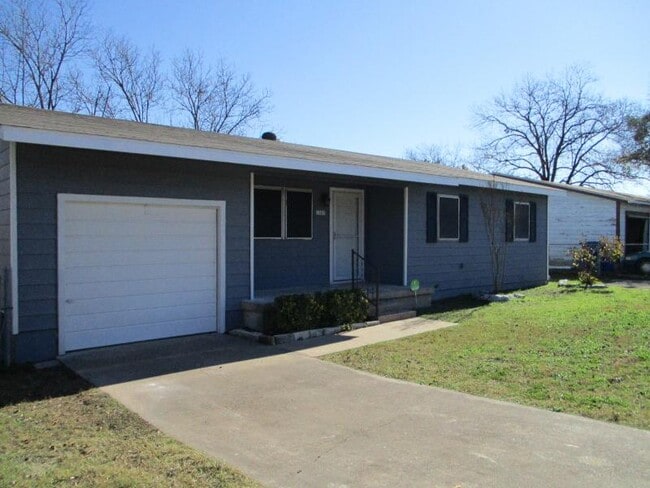 Photo - 1005 S 11th St